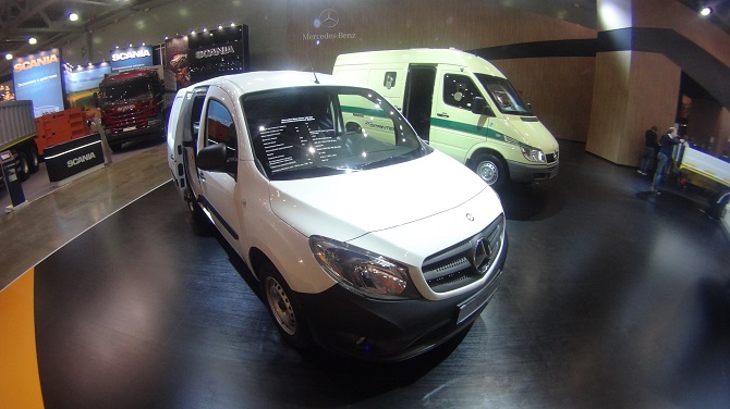 4_Citan & Sprinter.JPG