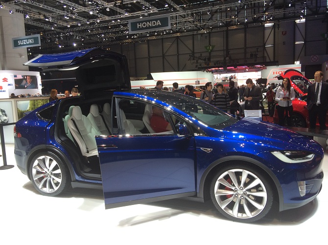 Tesla Model X.JPG