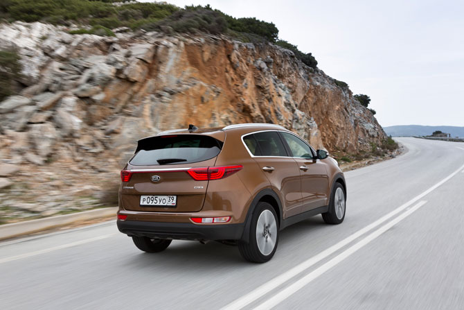 Новый KIA Sportage на дороге KIA Sportage_4.jpg