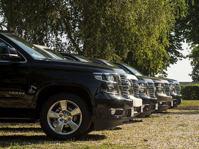 Внедорожники Chevrolet Tahoe
