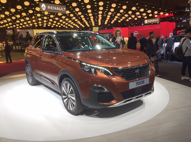 Peugeot 3008. Красиво! Модно! Но не у нас… Peugeot_3008.jpg