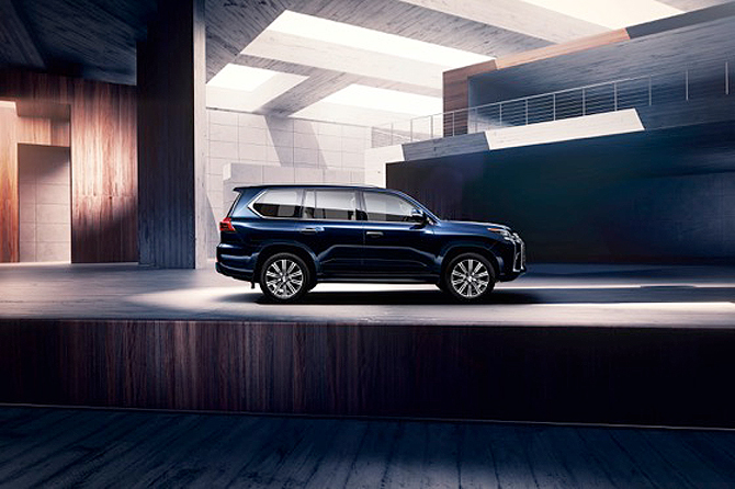 High_LX570_03_stu_DH_2015.jpg