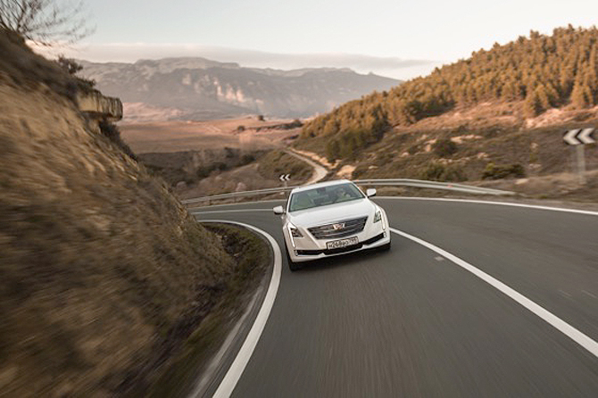 CADILLAC-CT6-SPAIN-DYNAMIC_00006.jpg