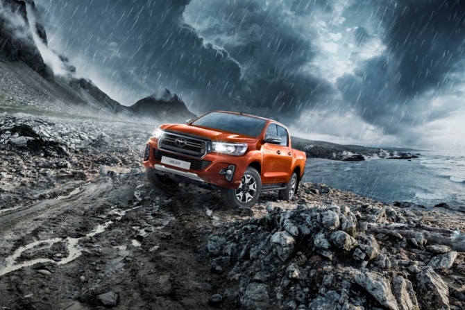 Toyota Hilux получил новую спецсерию Exclusive.jpg