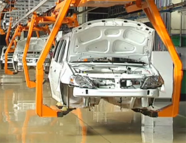 LADA_Largus_konv.jpg LADA_Largus_konv.jpg