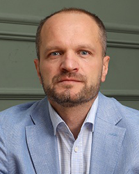 Олег-Кузнецов.png