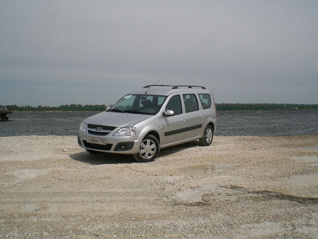 LADA_Granta_TD_F_Riv1.jpg