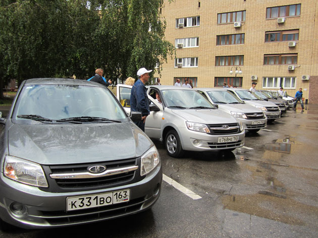 LADA_Granta_AT_start.jpg
