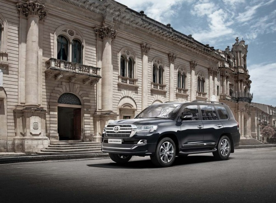 Поставки в Россию японских автомобилей с пробегом выросли в 2022 году на 32%