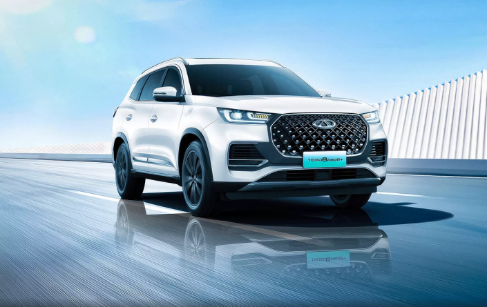 Chery анонсировала продажи в России гибридного Tiggo 8 PRO