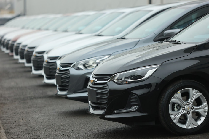 Более 85% продаваемых в Узбекистане легковых автомобилей имеют розничную цену ниже 15 тысяч долларов