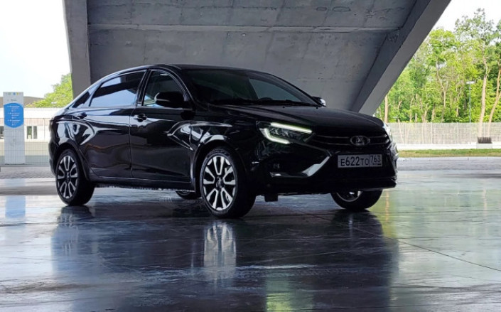 АВТОВАЗ назвал дату начала производства седана бизнес-класса LADA Aura