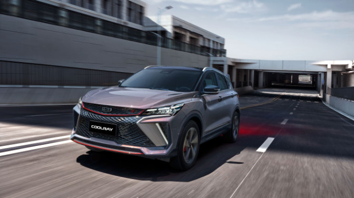 Новый Geely Coolray добрался до дилеров