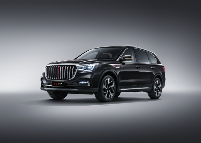 Премиальный кроссовер Hongqi HS7 появился в продаже по цене от 7 млн рублей