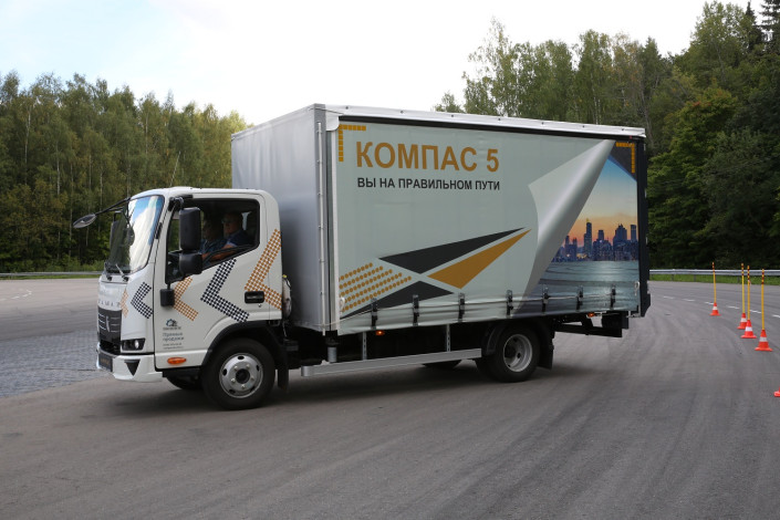 «КАМАЗ Компас 5» прибавил в цене 100 тысяч рублей
