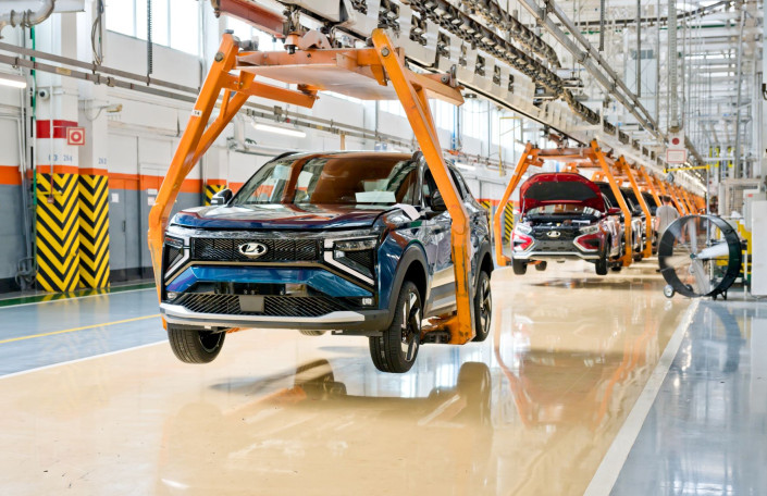 Производство легковых автомобилей в сентябре выросло на 35%, а грузовых – на 55%
