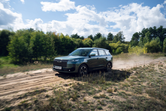 JELAND J6 – автомобиль на все случаи жизни