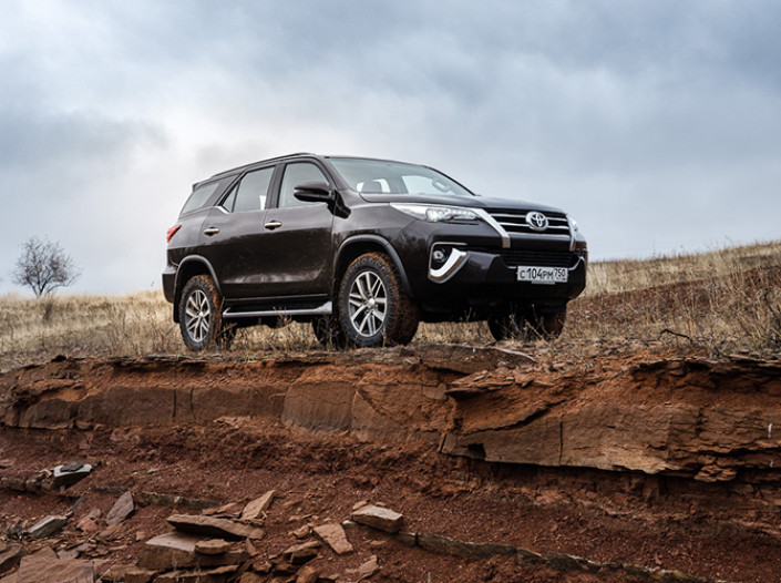 Игорь Моржаретто: Toyota Fortuner - универсальный солдат