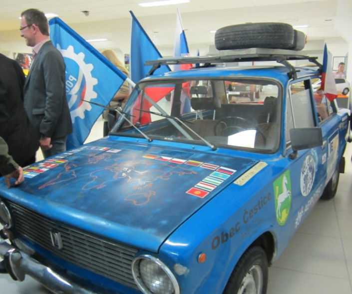 Виктория Лобода: почему АВТОВАЗ решил обменять 42-летний ВАЗ-2101 на новую LADA Vesta