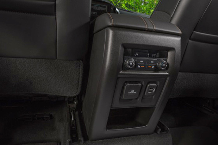 Тест-Драйв 7D: Chevrolet Traverse LT