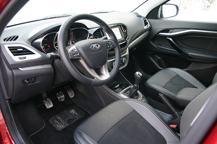 Тест-Драйв 7D: LADA Vesta Exclusive