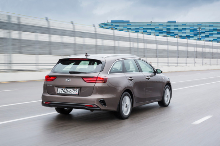 Тест-Драйв 7D: KIA Ceed SW