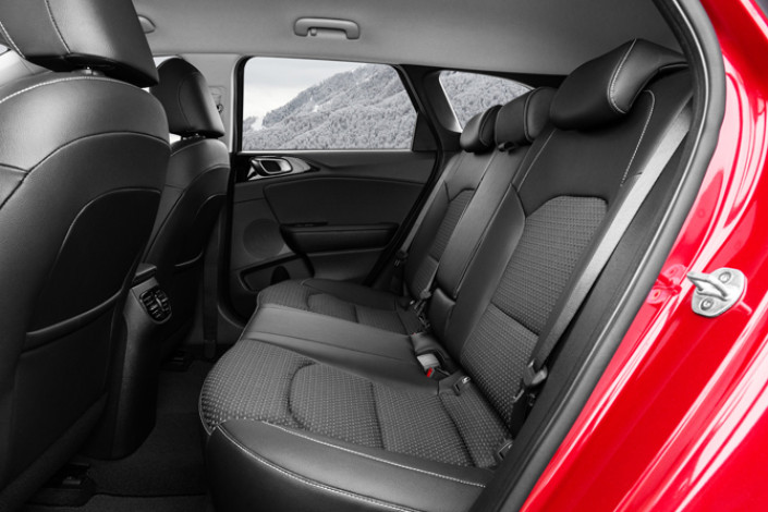 Тест-Драйв 7D: KIA Ceed SW