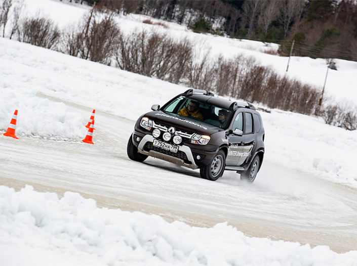 Игорь Моржаретто: Школа вождения Renault. Танцы на льду
