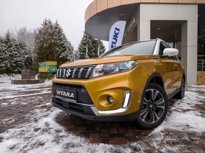 Антон Чуйкин: Suzuki Vitara - игры на природе
