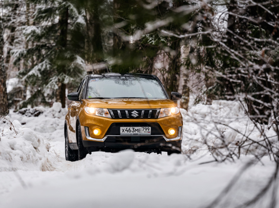 Антон Чуйкин: Suzuki Vitara - игры на природе
