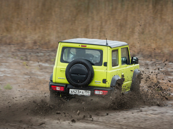 Антон Чуйкин: Suzuki Jimny IV - маленький гигант большого бездорожья