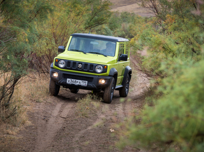 Антон Чуйкин: Suzuki Jimny IV - маленький гигант большого бездорожья