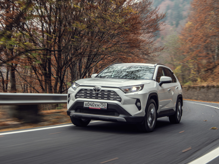 Тест-Драйв 7D: Тoyota RAV4