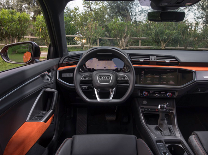 Антон Чуйкин: Audi Q3 - добавьте цвета
