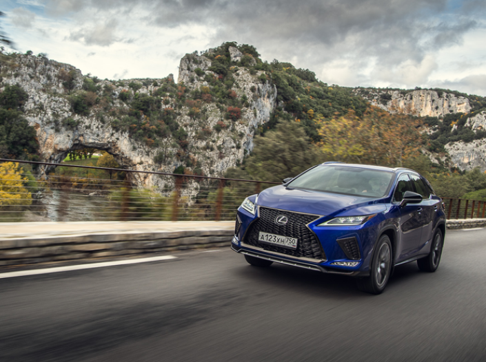 Игорь Моржаретто: Lexus RX - первая премия