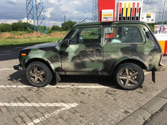 Антон Чуйкин: LADA 4х4 - кормить, гулять, любить