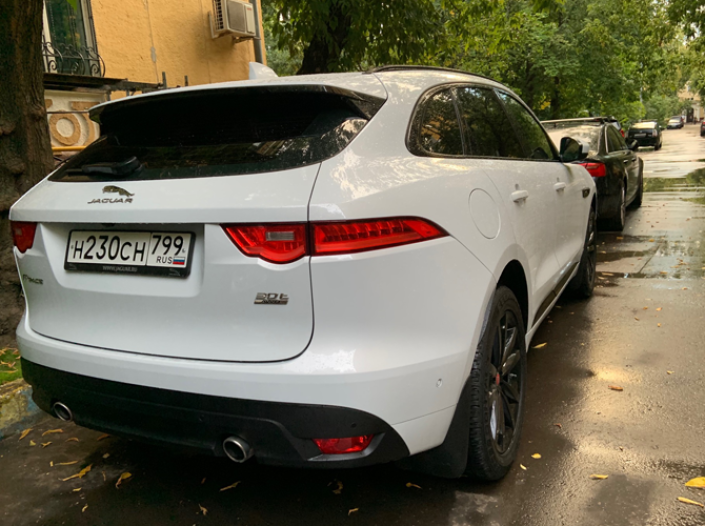 Сергей Целиков: Jaguar F-Pace - в темпе кошачьего вальса…