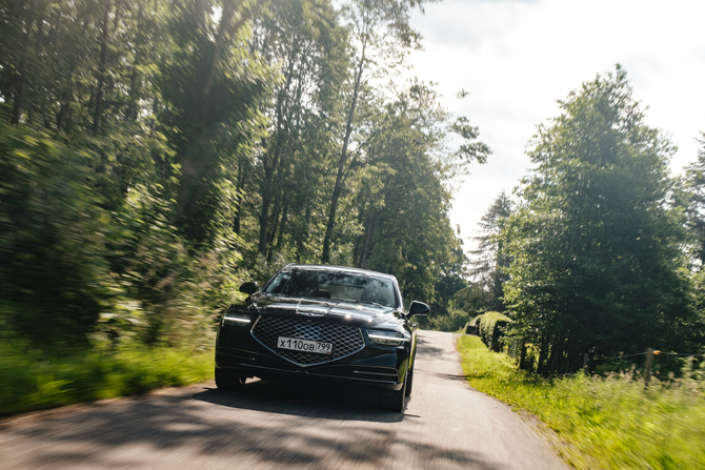 Антон Чуйкин: Genesis G90L - фуражки не найдется?