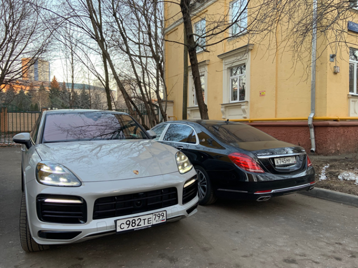 Сергей Целиков: Porsche Cayenne Coupe - есть ли жизнь после BMW головного мозга?