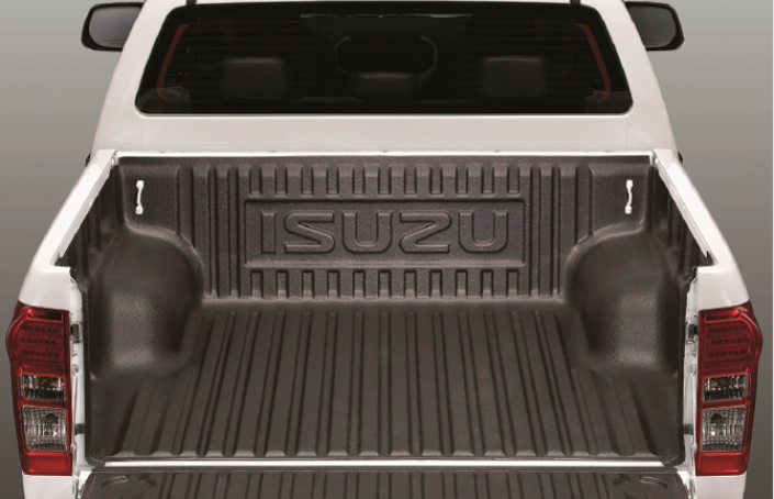 Сергей Целиков: пикап ISUZU D-Max - рычит как трактор, рвется в путь…