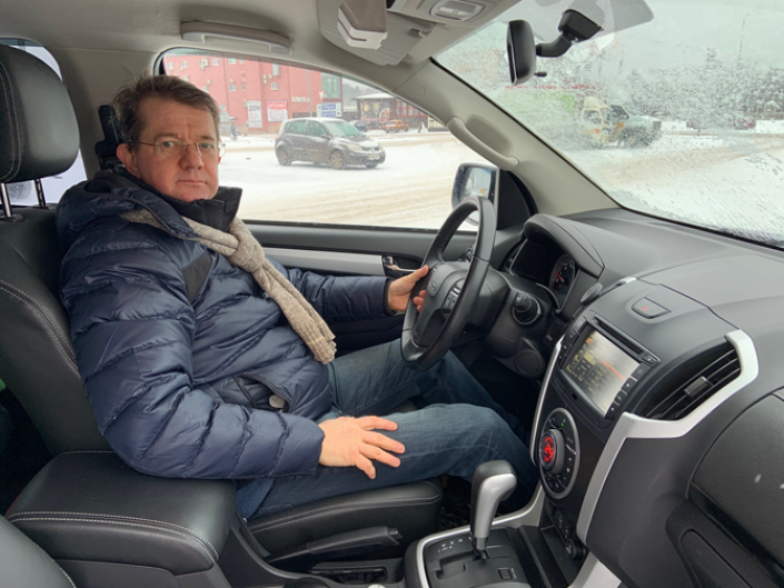 Сергей Целиков: пикап ISUZU D-Max - рычит как трактор, рвется в путь…