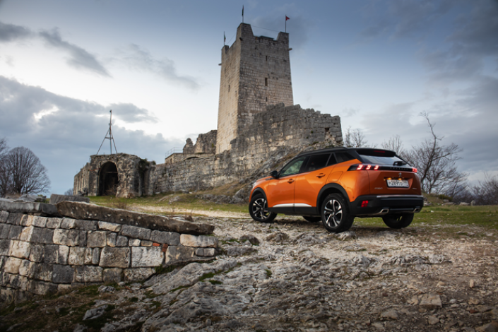 Тест-Драйв 7D: Peugeot 2008