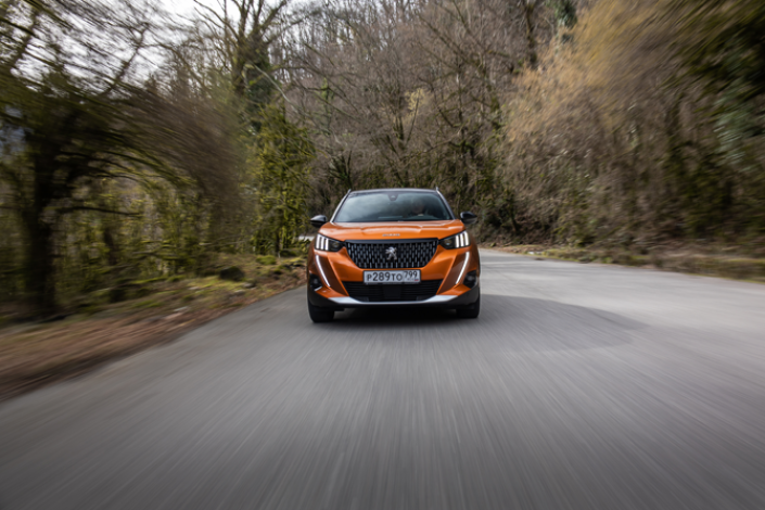 Тест-Драйв 7D: Peugeot 2008