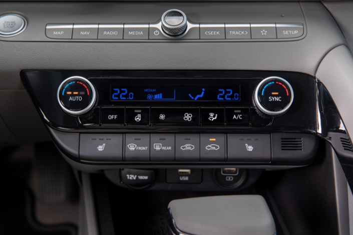 Тест-Драйв 7D: новая Hyundai Elantra