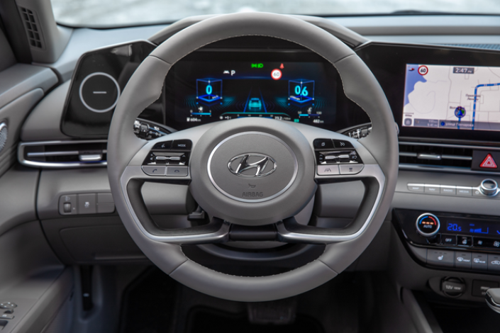 Тест-Драйв 7D: новая Hyundai Elantra