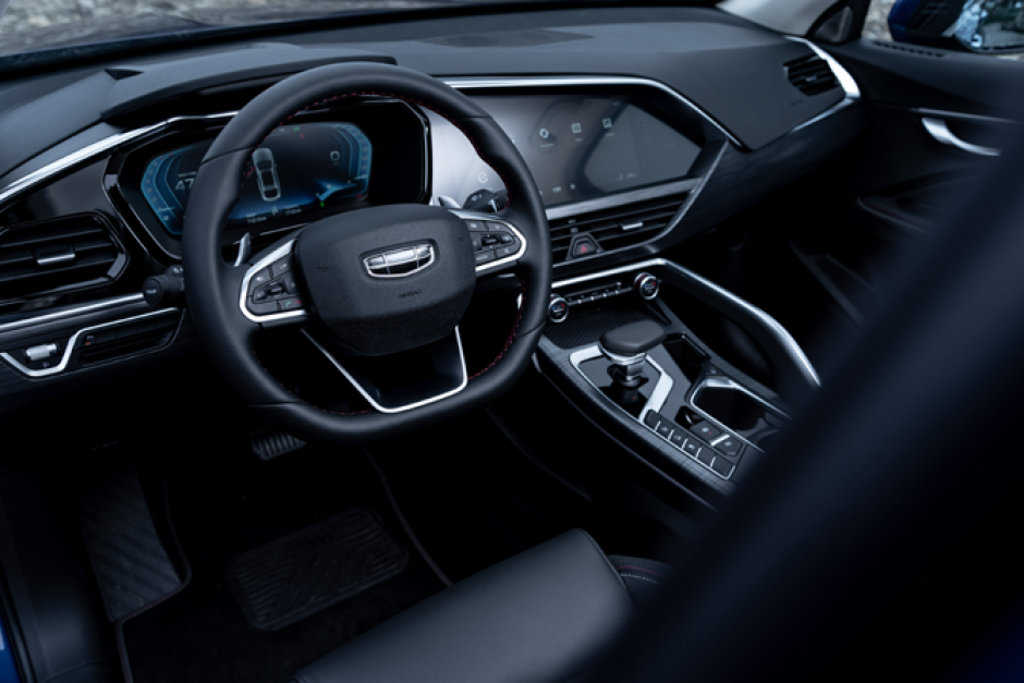 Тест-Драйв 7D: Geely Tugella