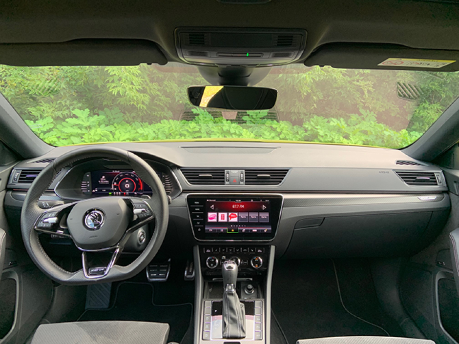 Сергей Целиков: выбираем между Skoda Octavia и Skoda Superb