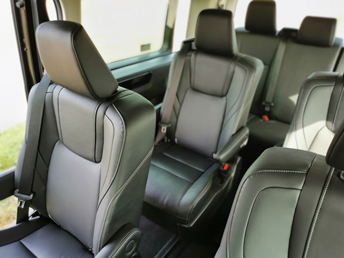 Игорь Моржаретто: Toyota Hiace VIP - без шуток про маршрутку