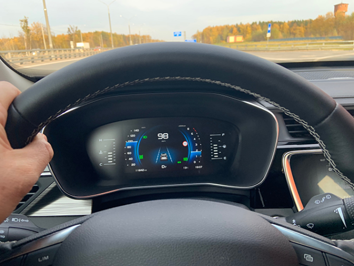 Сергей Целиков: Geely Atlas Pro - вам «шашечки» или «ехать»?