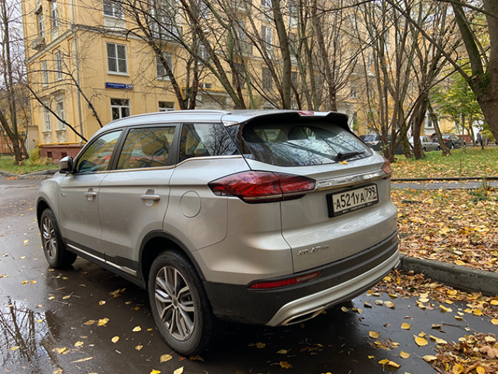 Сергей Целиков: Geely Atlas Pro - вам «шашечки» или «ехать»?